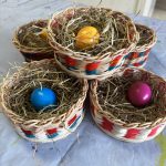 Osterferien - Osterkorb flechten mit Peddigrohr  - ab 8 Jahre.