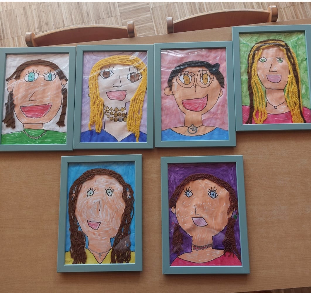 KREATIVzeit - Muttertag, Spieglein, Spieglein an der Wand ( Porträt von Mama ) - ab 5 Jahre